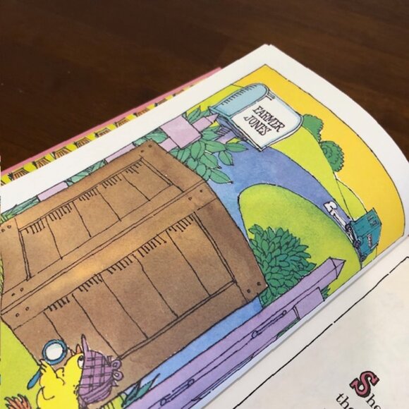 Sherlock Chick And The Giant Egg Mystery Book - Picture 8 of 11